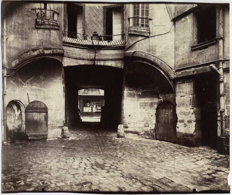 Eugène Atget - Paris before Paris