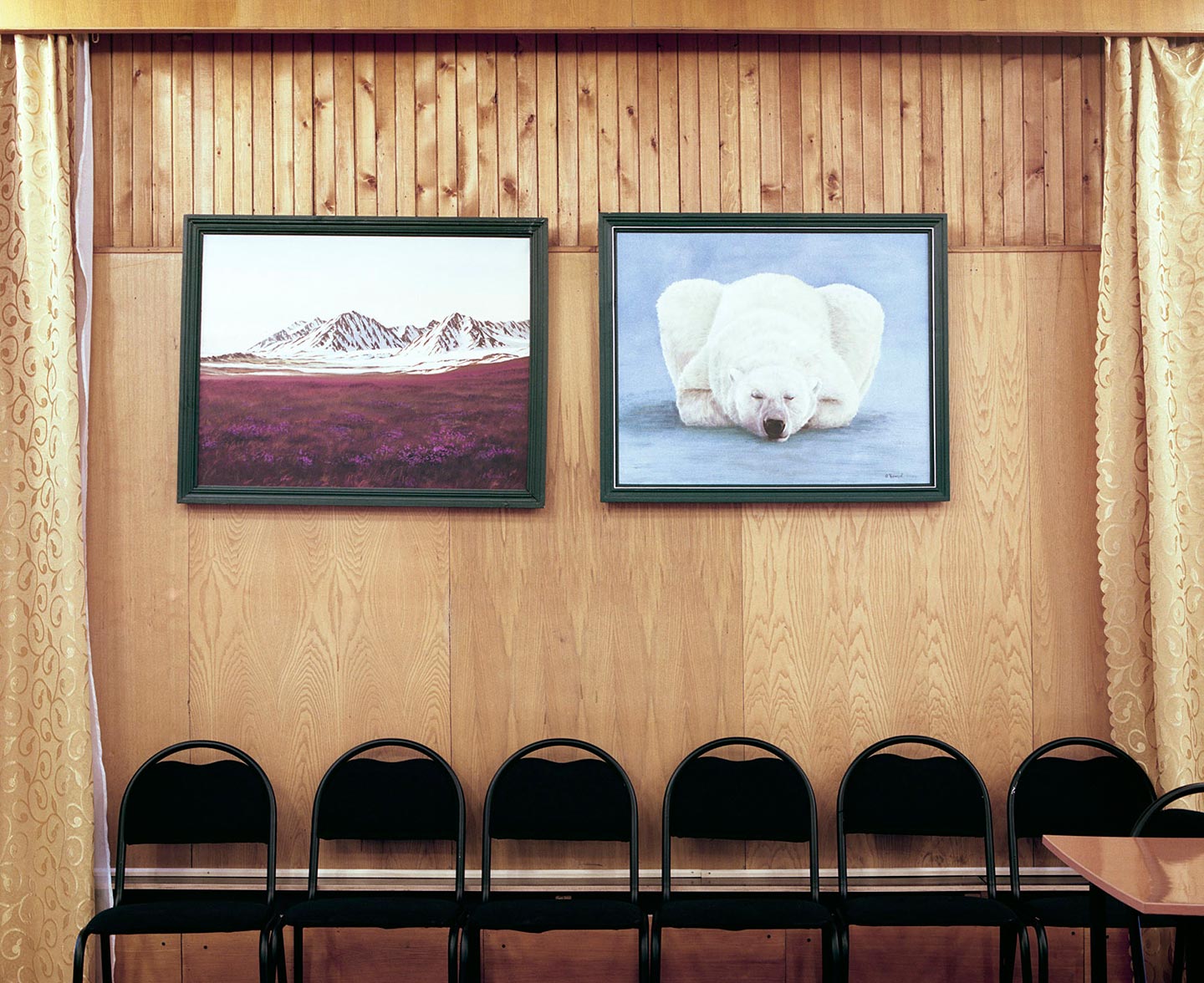Svalbard, an Arcticficial Life © Julia de Cooker
